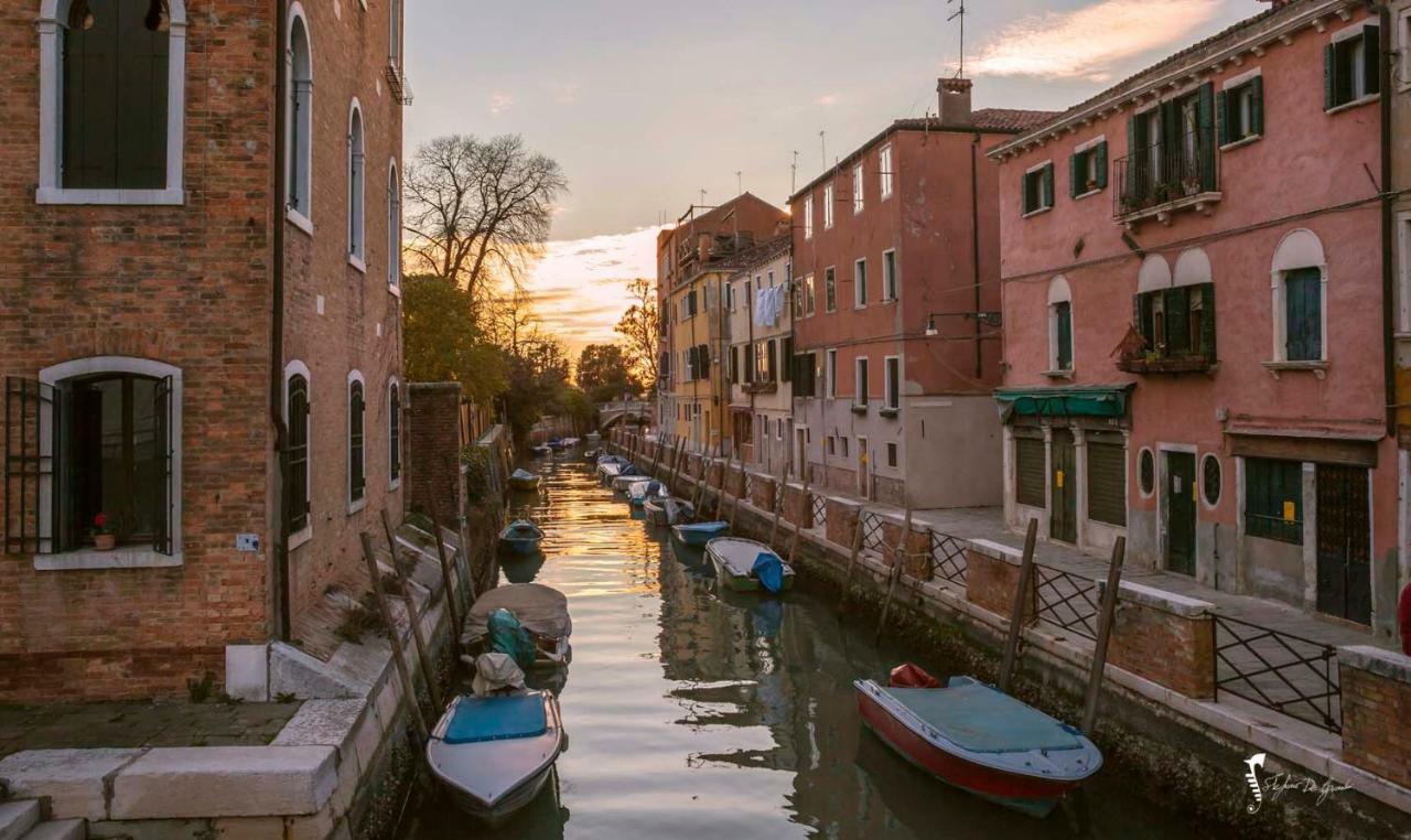 Monolocale La Corte Biennale Veneza Exterior foto